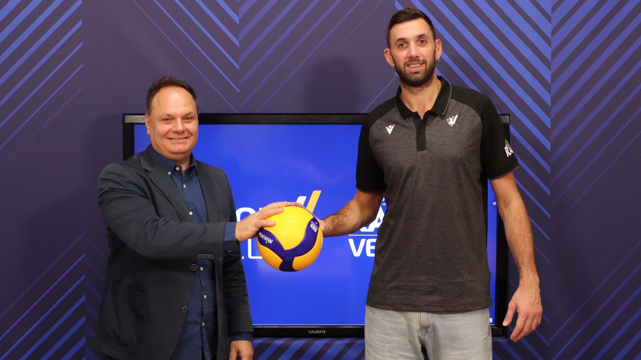 Presentato Marco Vitelli il nuovo centrale di Rana Verona