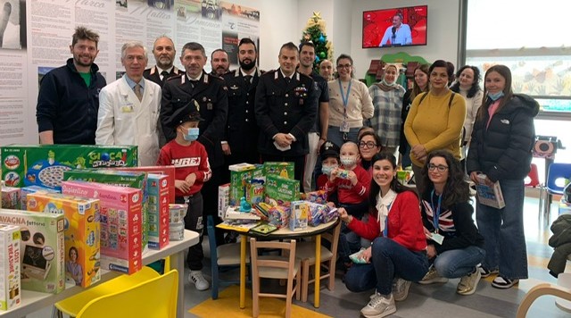 La generosità dei veronesi per i bambini ricoverati durante le festività