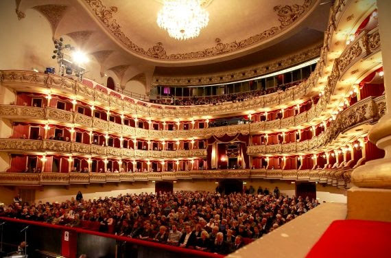 Fondazione Arena al Teatro Filarmonico di Verona