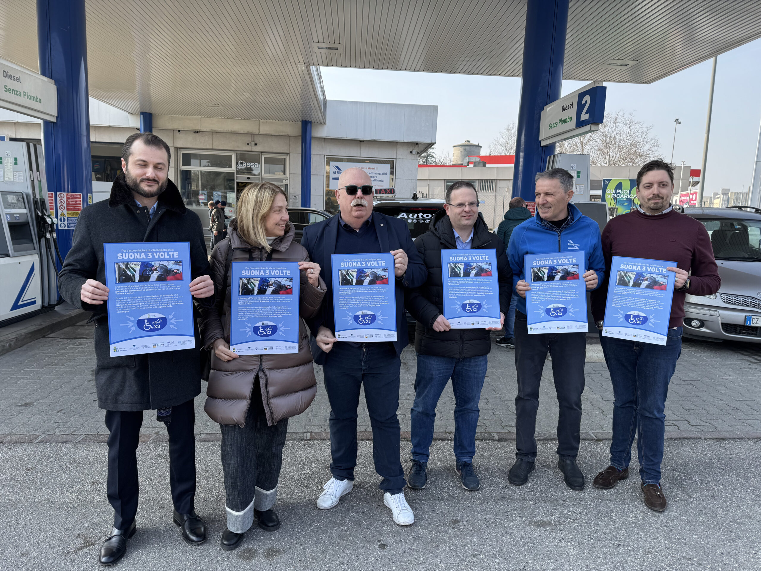 “SUONA 3 VOLTE”, UN PIENO DI SOLIDARIETA’ PER I DISABILI NEI DISTRIBUTORI DI CARBURANTE